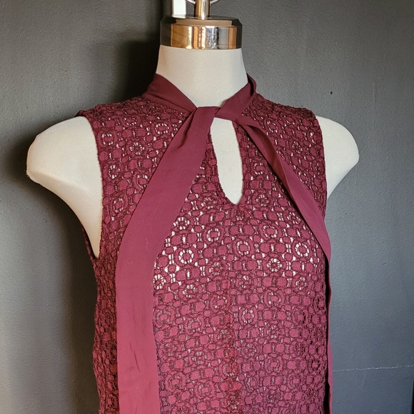 Maroon Banana Republic Lace Blouse - Picture 1 of 3